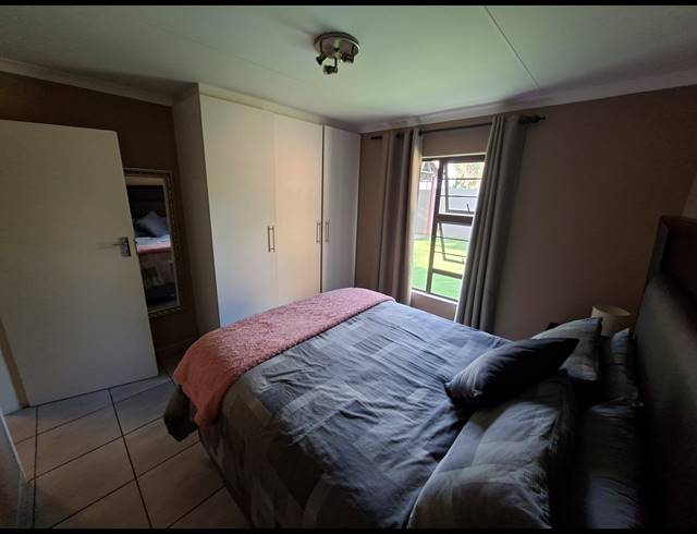 3 BEDROOM FREESTANDING FOR SALE IN PARKRAND